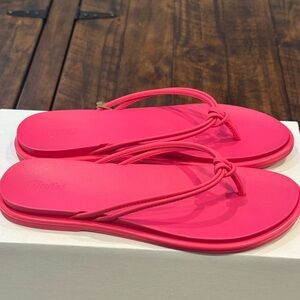 OluKai ‘Aka Flip Flop Sandal